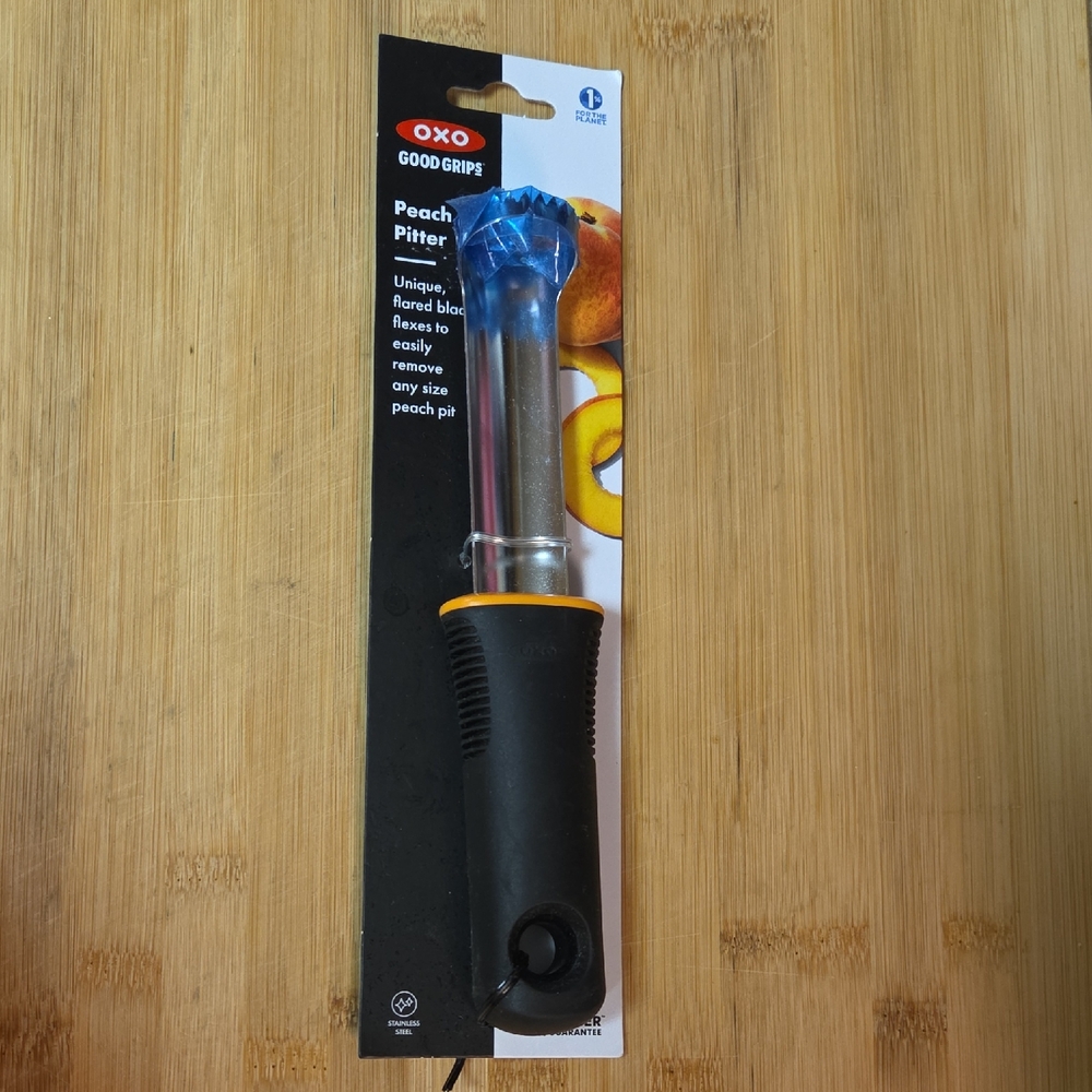 OXO Good Grips Black and Blue Peach Pitter